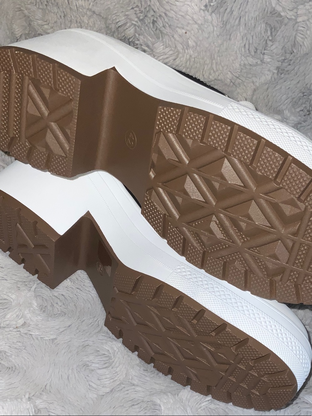 Women’s Black and White Platform Lace-Up Sneakers - Picture 7 of 9